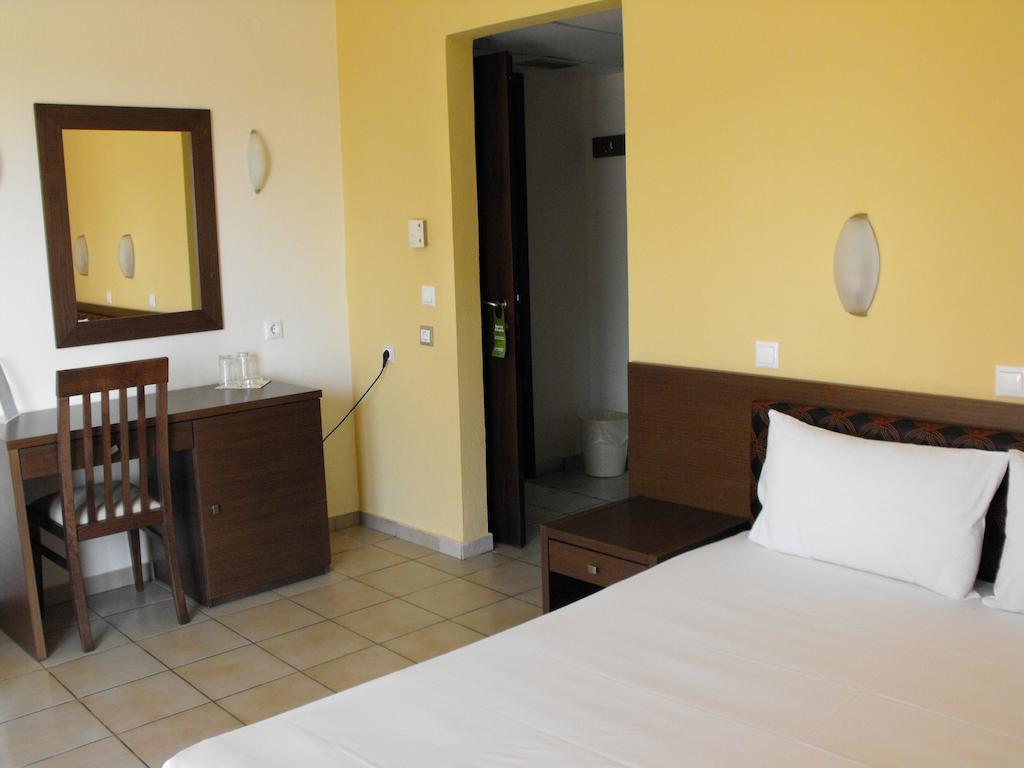 Grand Platon Hotel Olympiakí Aktí Szoba fotó