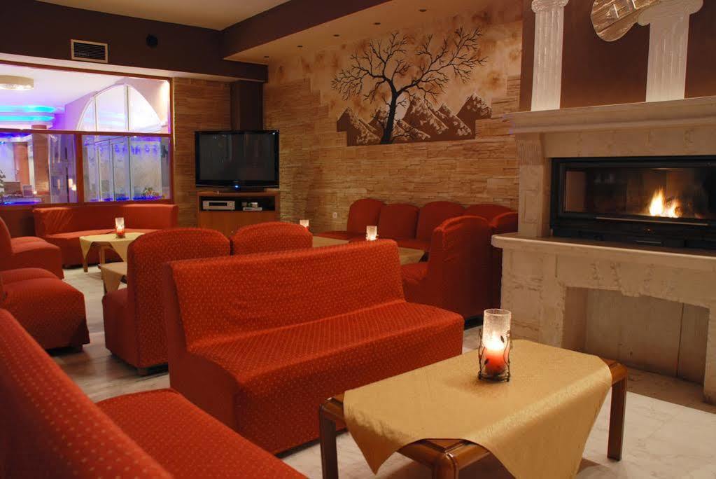 Grand Platon Hotel Olympiakí Aktí Kültér fotó