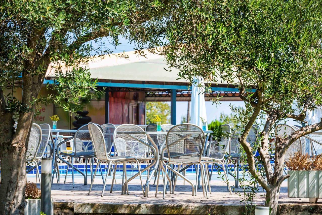 Grand Platon Hotel Olympiakí Aktí Kültér fotó